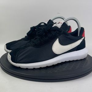 Nike Roshe LD-1000 Black/White Athletic Running Shoes 819843-001 Womens Size 6.5